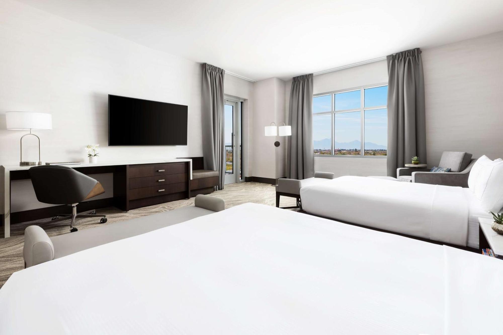 ホテル Doubletree By Hilton Tucson Downtown Convention Center エクステリア 写真